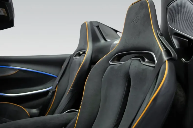McLaren Artura din 2024 cu 29.500 km - oferta MCL234050 - foto 10