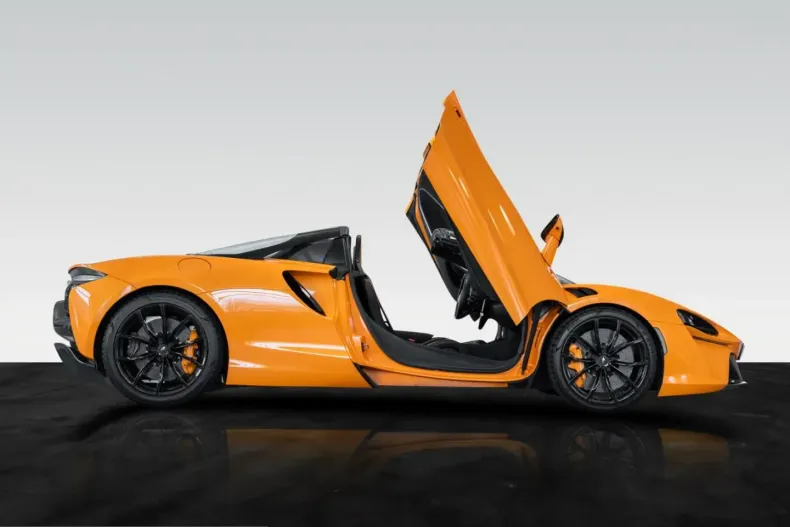McLaren Artura din 2024 cu 29.500 km - oferta MCL234050 - foto 13
