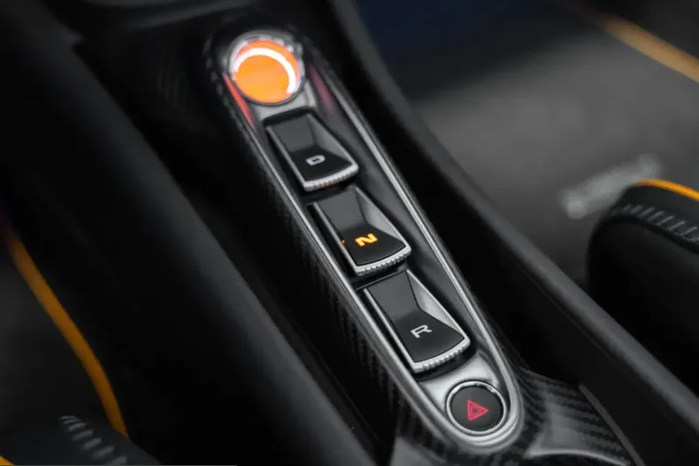 McLaren Artura din 2024 cu 29.500 km - oferta MCL234050 - foto 26