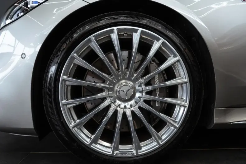 Mercedes-Benz S 63 AMG (Clasa S) din 2024 cu 25.000 km - oferta MER234053 - foto 4
