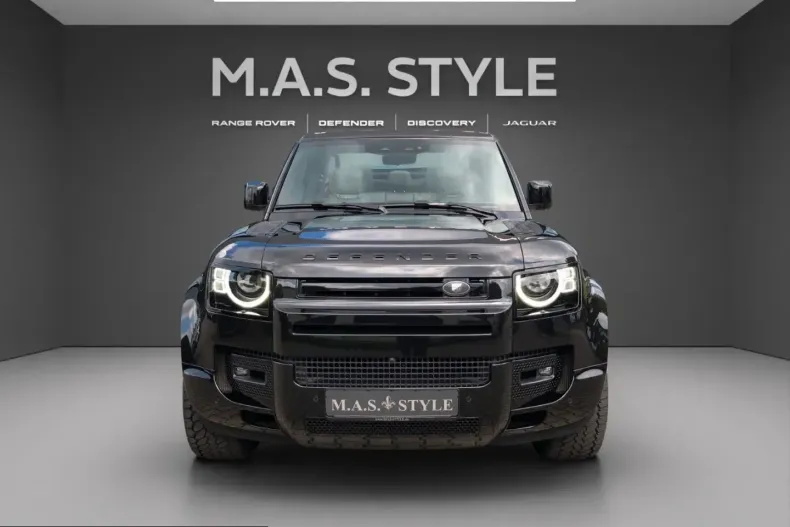 Land Rover Defender din 2024 cu 8.700 km - oferta LAN234055 - foto 2
