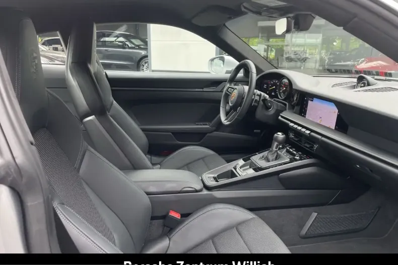 Porsche 992 din 2022 cu 3.400 km - oferta POR234059 - foto 31