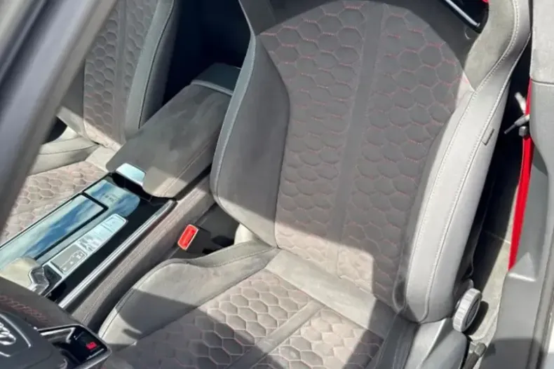 Audi RS6 din 2025 cu 9.600 km - oferta AUD234060 - foto 27