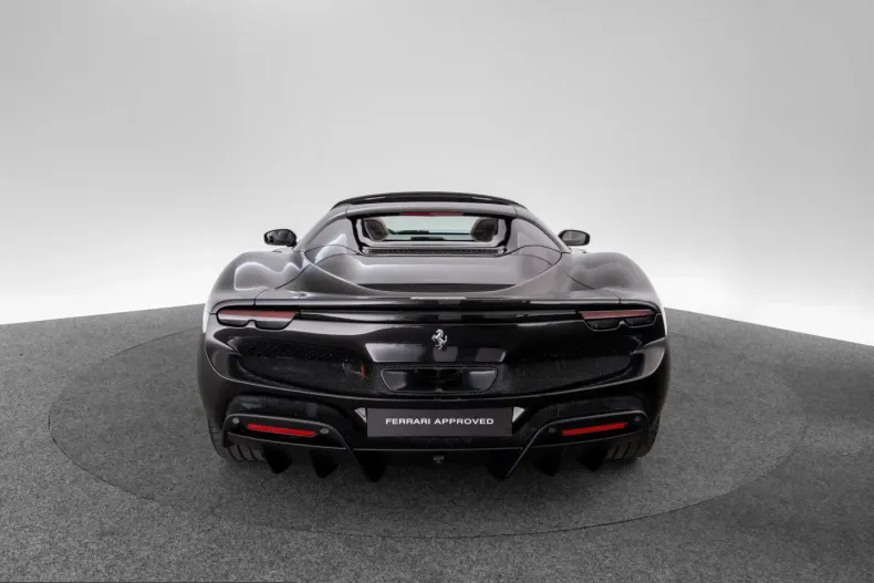 Ferrari 296 GTS din 2024 cu 3.490 km - oferta FER234069 - foto 4