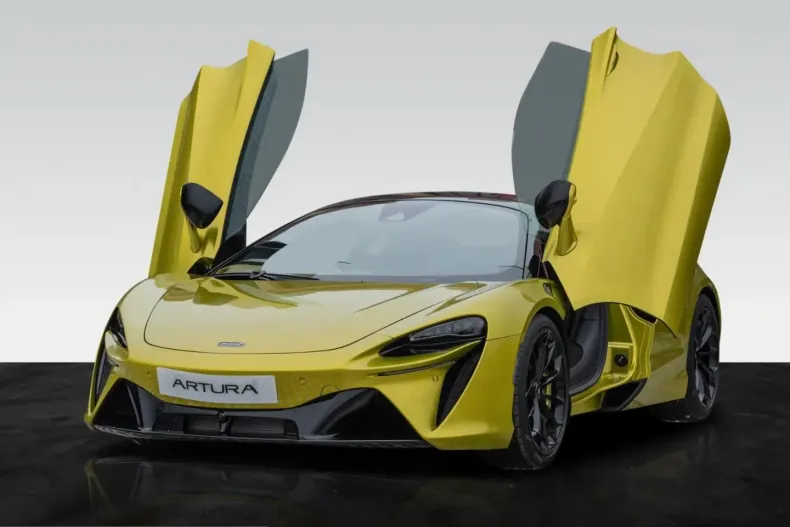 McLaren Artura din 2024 cu 7.500 km - oferta MCL234071 - foto 12