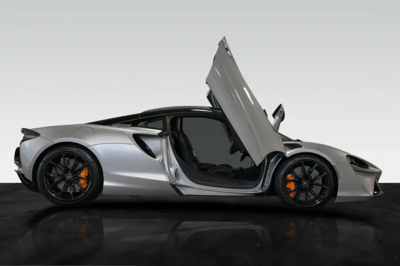 McLaren Artura din 2024 cu 5.650 km - oferta MCL234074 - foto 13