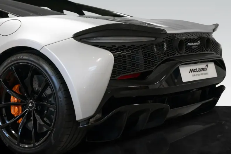 McLaren Artura din 2024 cu 5.650 km - oferta MCL234074 - foto 17