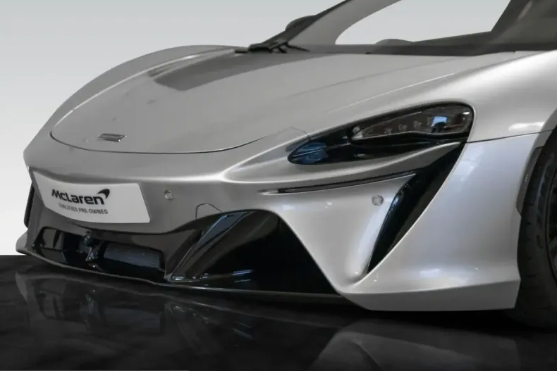 McLaren Artura din 2024 cu 5.650 km - oferta MCL234074 - foto 18