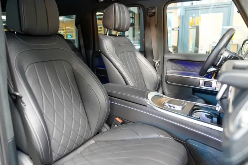 Mercedes-Benz G 450 (Clasa G) din 2025 cu 21.108 km - oferta MER234080 - foto 4
