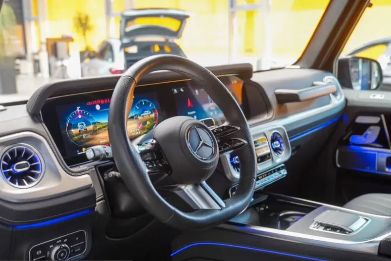 Mercedes-Benz G 450 (Clasa G) din 2025 cu 21.108 km - oferta MER234080 - foto 18