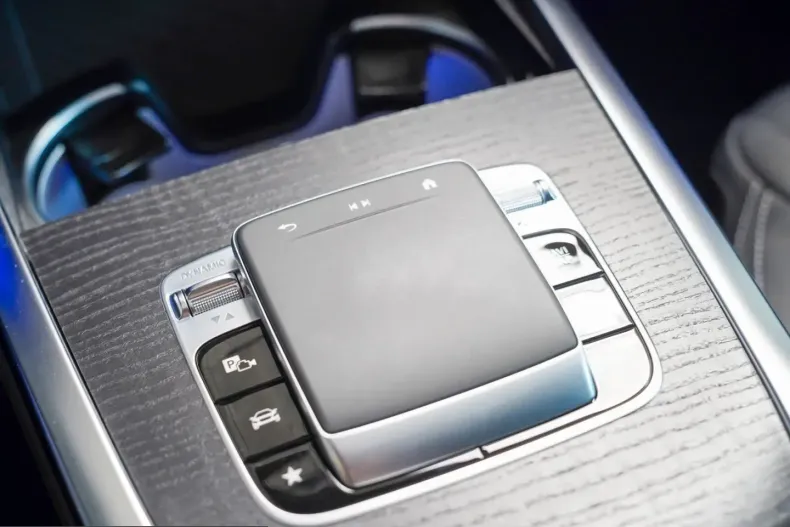 Mercedes-Benz G 450 (Clasa G) din 2025 cu 21.108 km - oferta MER234080 - foto 31