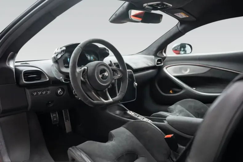 McLaren Artura din 2024 cu 6.900 km - oferta MCL234087 - foto 6