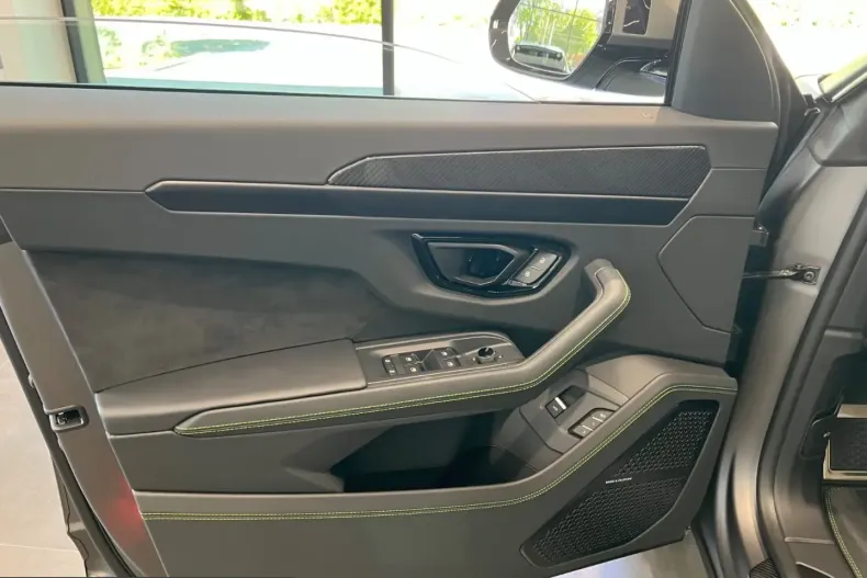 Lamborghini Urus din 2023 cu 41.000 km - oferta LAM234088 - foto 19