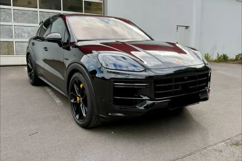 Porsche Cayenne din 2025 cu 28.900 km - oferta POR234095 - foto 1