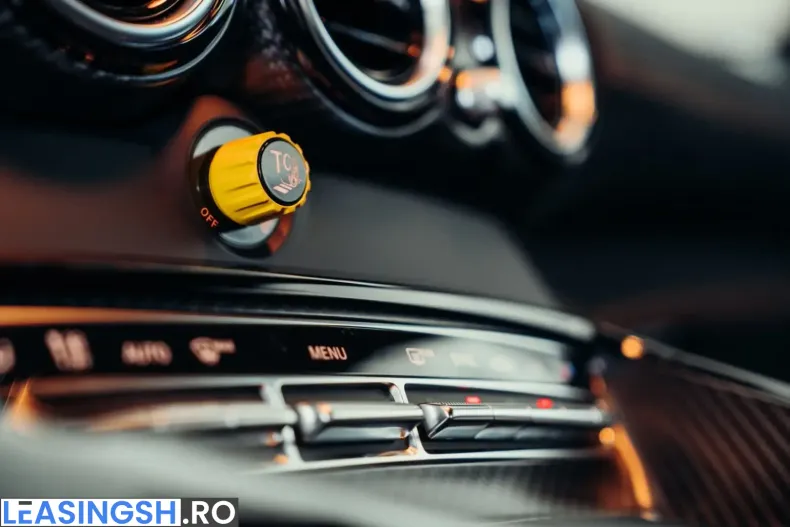 Mercedes-Benz AMG GT (Clasa GT) din 2022 cu 5.559 km - oferta MER234105 - foto 28