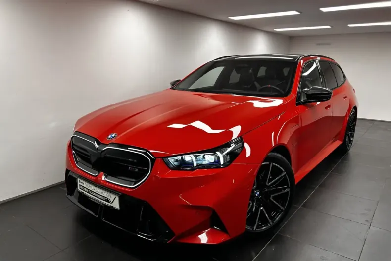 BMW M5 (Seria 5) din 2025 cu 7.482 km - oferta BMW234111 - foto 1