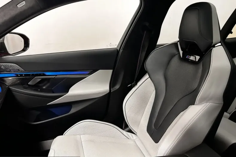 BMW M5 (Seria 5) din 2025 cu 7.482 km - oferta BMW234111 - foto 2