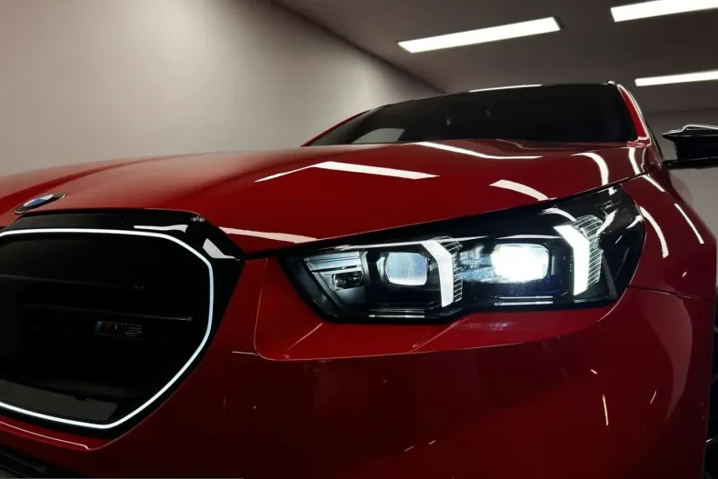 BMW M5 (Seria 5) din 2025 cu 7.482 km - oferta BMW234111 - foto 10