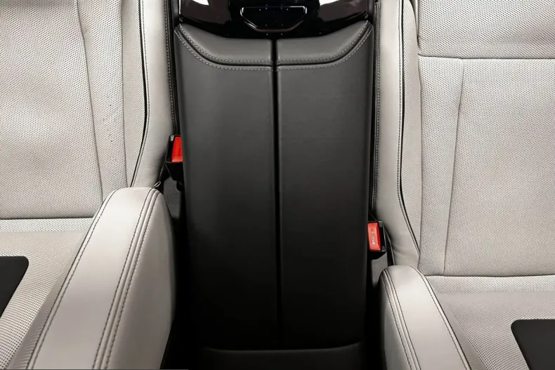 BMW M5 (Seria 5) din 2025 cu 7.482 km - oferta BMW234111 - foto 23