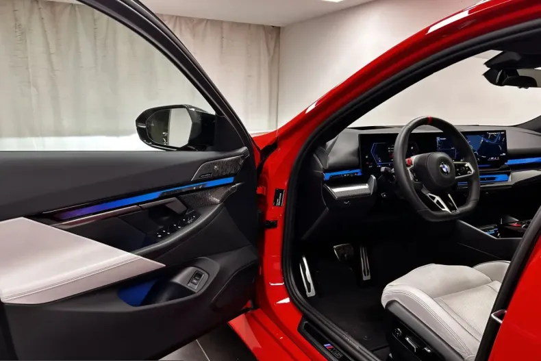 BMW M5 (Seria 5) din 2025 cu 7.482 km - oferta BMW234111 - foto 36