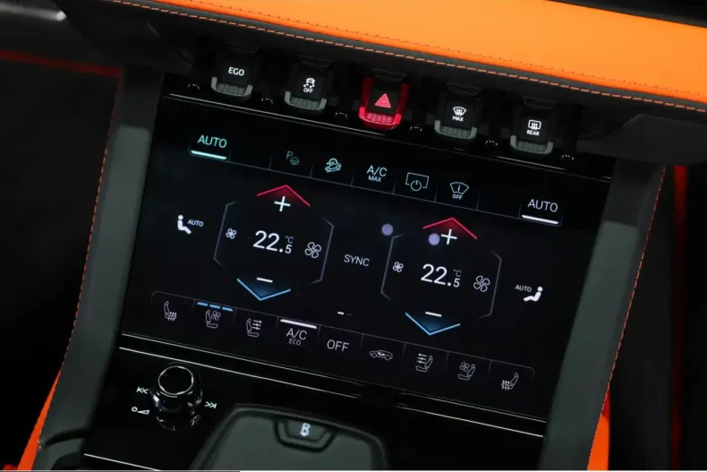 Lamborghini Urus din 2025 cu 11.990 km - oferta LAM234122 - foto 7