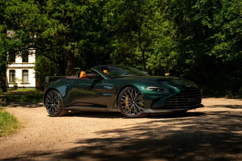 Aston Martin V12 Vantage din 2023 cu 2.931 km - oferta AST234123 - foto 3