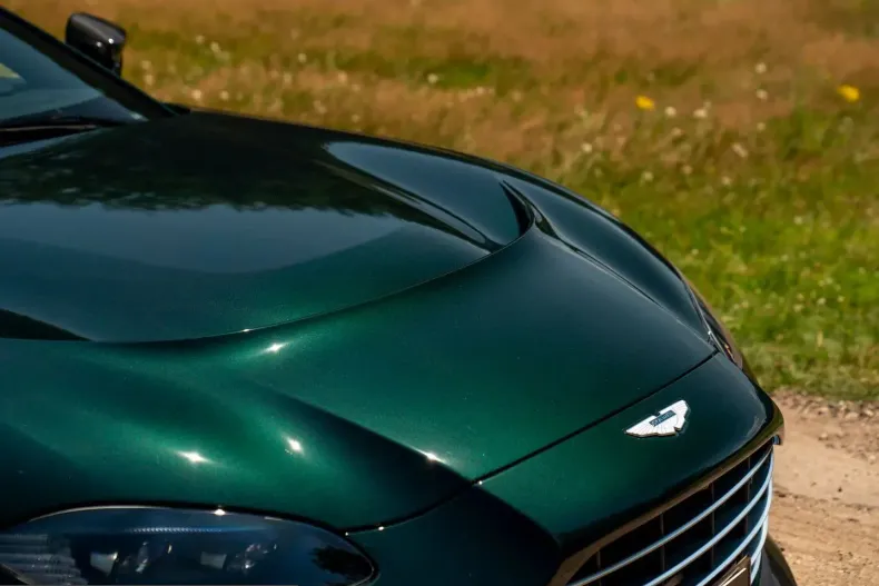 Aston Martin V12 Vantage din 2023 cu 2.931 km - oferta AST234123 - foto 18