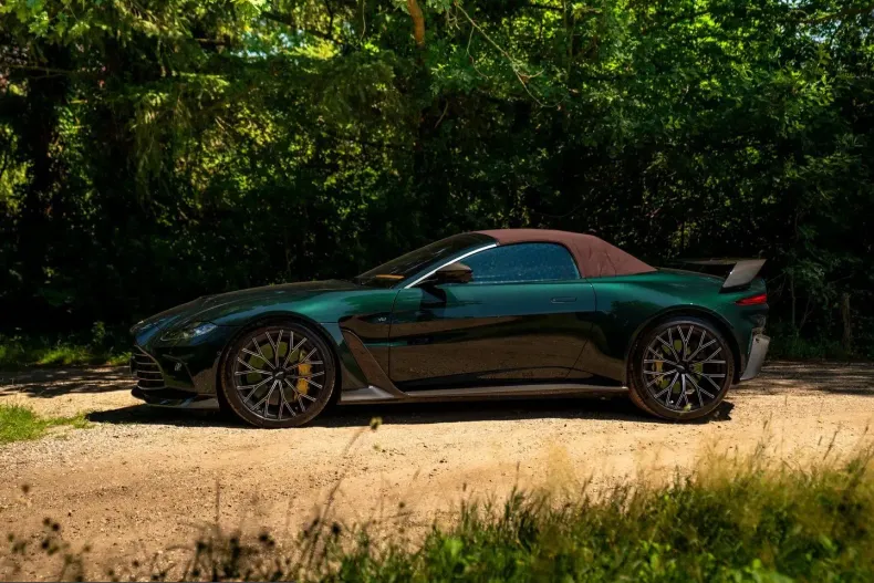 Aston Martin V12 Vantage din 2023 cu 2.931 km - oferta AST234123 - foto 25