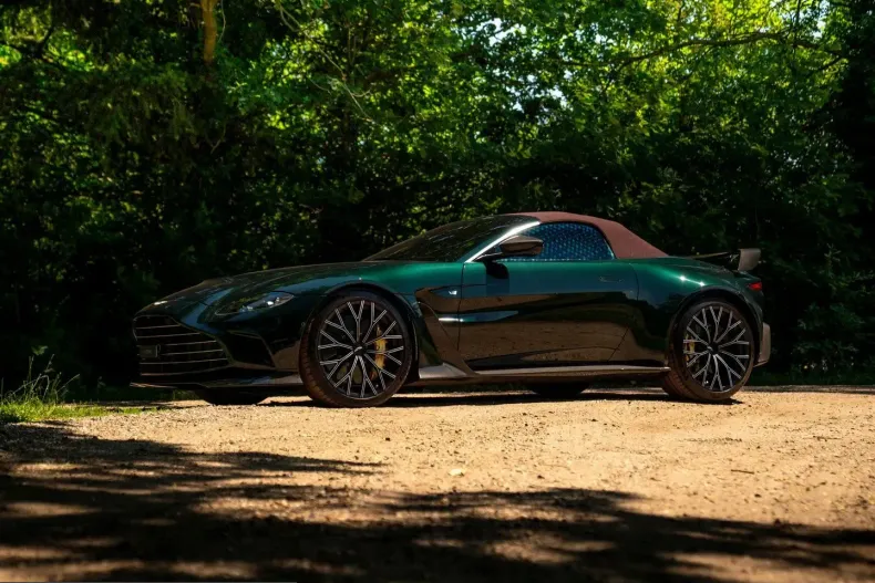 Aston Martin V12 Vantage din 2023 cu 2.931 km - oferta AST234123 - foto 26