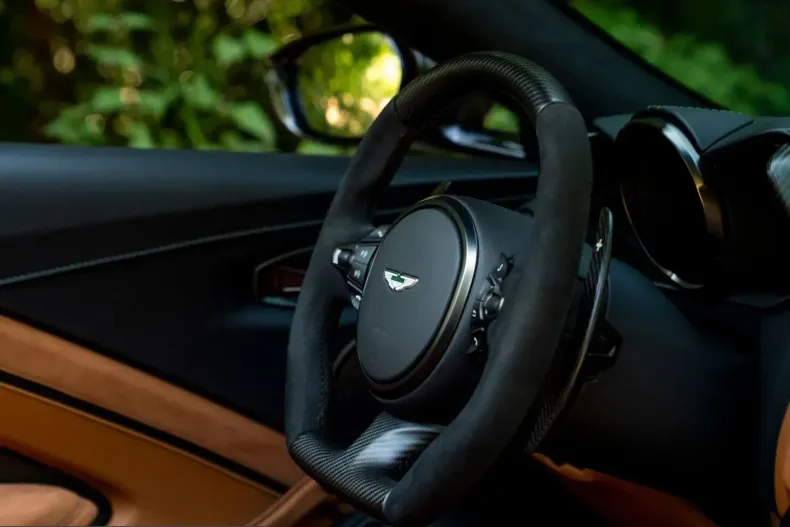 Aston Martin V12 Vantage din 2023 cu 2.931 km - oferta AST234123 - foto 49