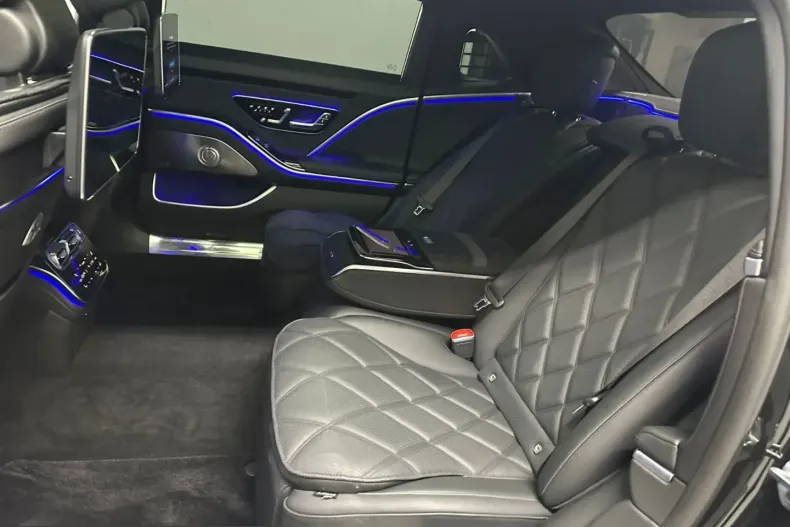 Mercedes-Benz S 680 (Clasa S) din 2023 cu 4.900 km - oferta MER234128 - foto 24
