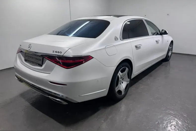 Mercedes-Benz S 680 (Clasa S) din 2023 cu 28.900 km - oferta MER234135 - foto 5