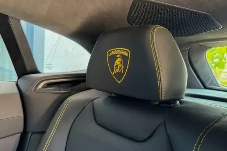 Lamborghini Urus din 2025 cu 9.500 km - oferta LAM234136 - foto 20
