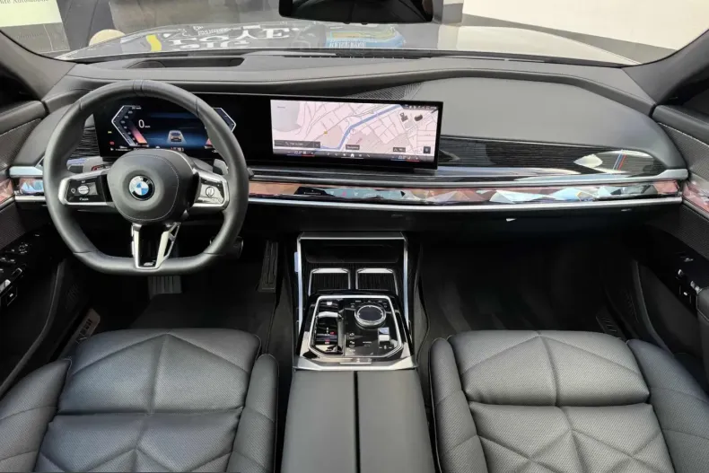 BMW 740 (Seria 7) din 2025 cu 9.182 km - oferta BMW234138 - foto 7