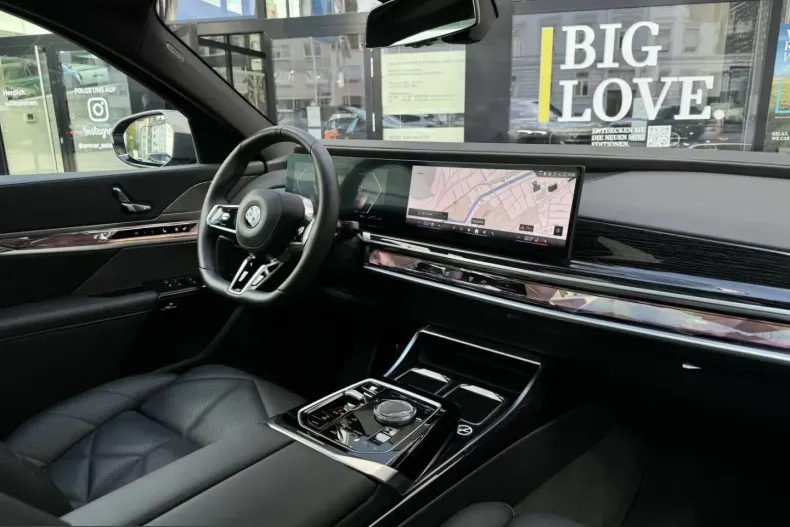 BMW 740 (Seria 7) din 2025 cu 9.182 km - oferta BMW234138 - foto 8
