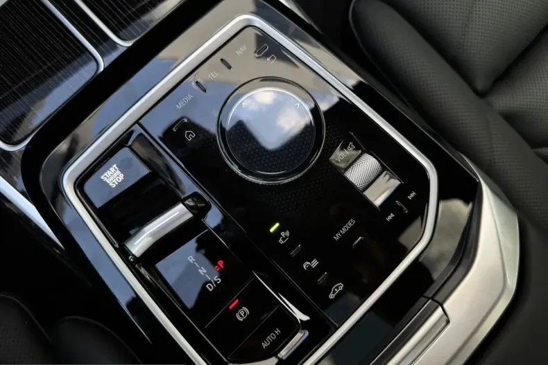 BMW 740 (Seria 7) din 2025 cu 9.182 km - oferta BMW234138 - foto 16