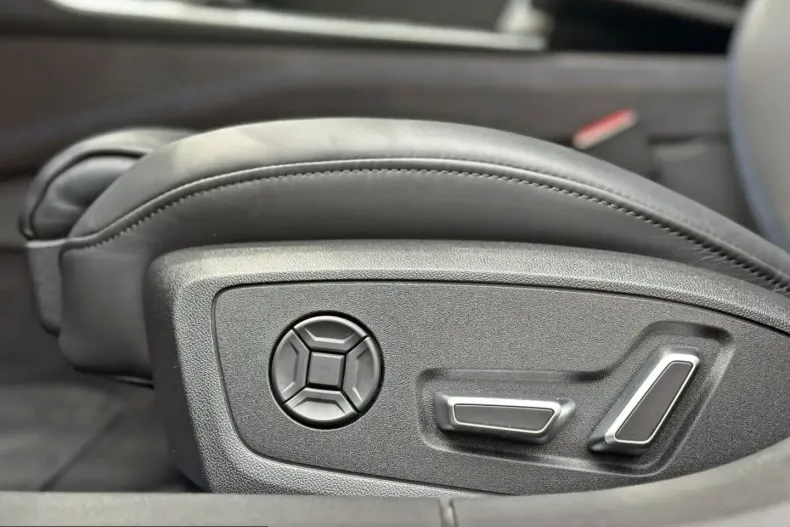 Audi RS6 din 2025 cu 34.590 km - oferta AUD234142 - foto 14