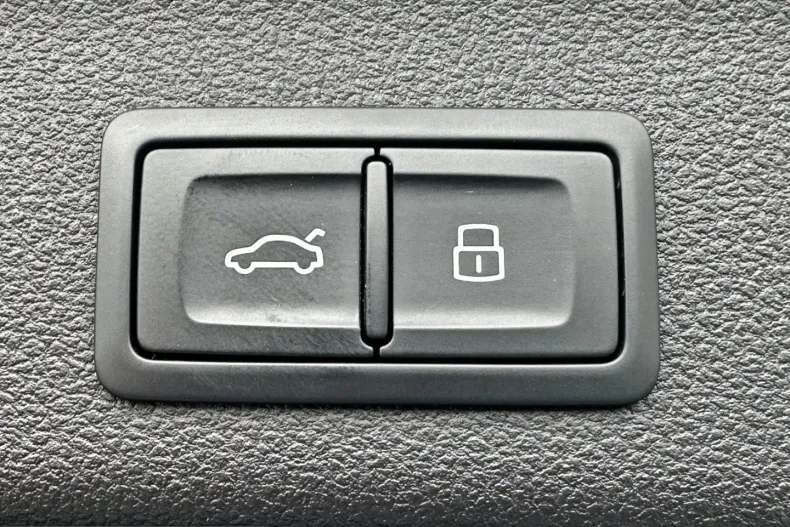 Audi RS6 din 2025 cu 34.590 km - oferta AUD234142 - foto 31