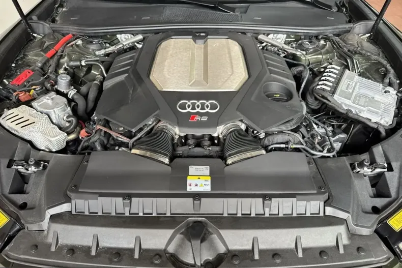 Audi RS6 din 2025 cu 15.000 km - oferta AUD234146 - foto 7