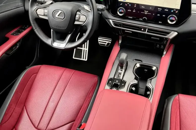 Lexus RX 500 din 2024 cu 12.336 km - oferta LEX234147 - foto 2