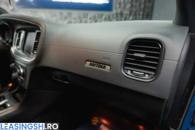 Dodge Charger din 2024 cu 41.955 km - oferta DOD234153 - foto 44