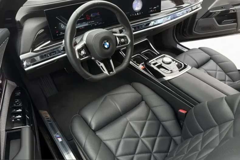 BMW 740 (Seria 7) din 2025 cu 8.518 km - oferta BMW234167 - foto 12