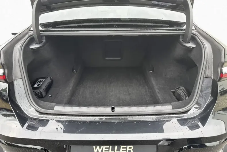 BMW 740 (Seria 7) din 2025 cu 8.518 km - oferta BMW234167 - foto 16