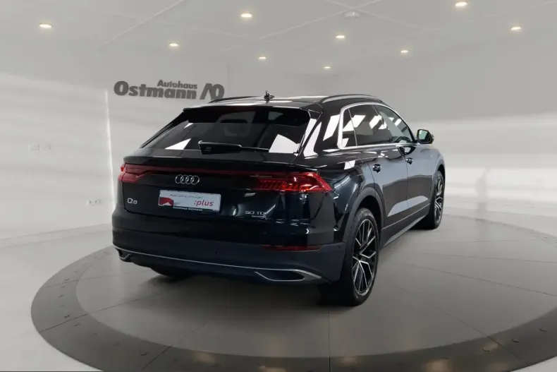 Audi Q8 din 2022 cu 42.157 km - oferta AUD234171 - foto 3