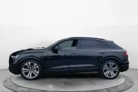Audi Q8 din 2022 cu 48.800 km - oferta AUD234176 - foto 2