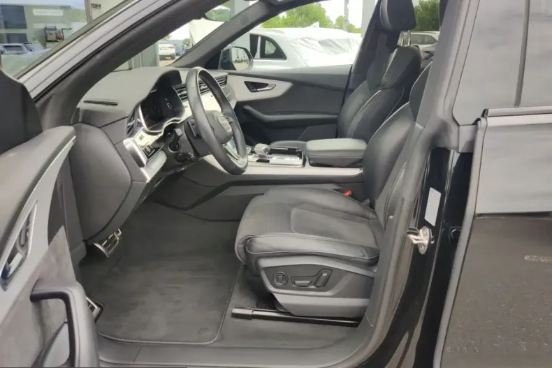 Audi Q8 din 2022 cu 48.800 km - oferta AUD234176 - foto 5
