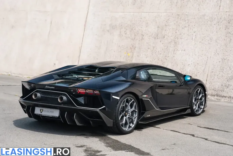 Lamborghini Aventador din 2022 cu 4.320 km - oferta LAM234181 - foto 5