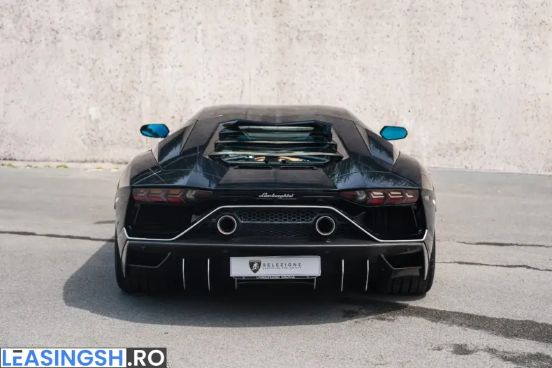 Lamborghini Aventador din 2022 cu 4.320 km - oferta LAM234181 - foto 6