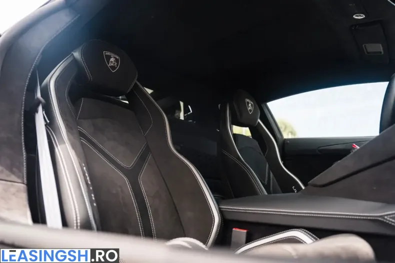 Lamborghini Aventador din 2022 cu 4.320 km - oferta LAM234181 - foto 12