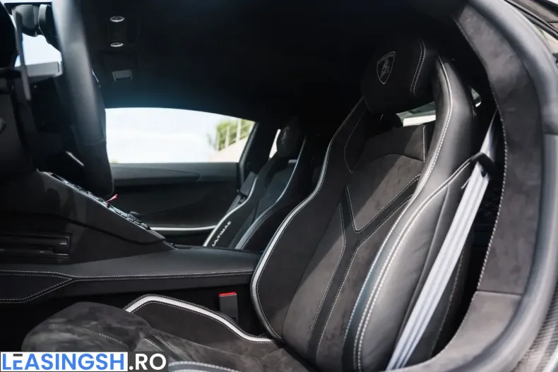 Lamborghini Aventador din 2022 cu 4.320 km - oferta LAM234181 - foto 13